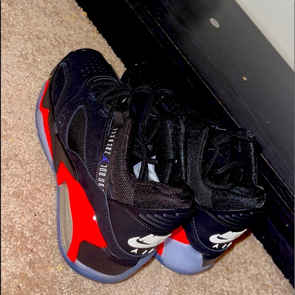 Nike Air Jordan’s - Picture 2 of 3